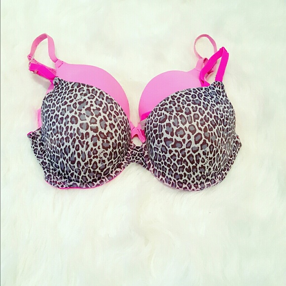 2 VS PINK BRAS PUSH UP