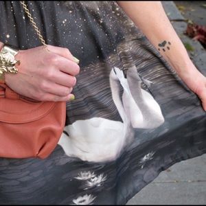 Eva Franco Dresses - Eva Franco Swan Print Dress Eva Franco Dresses - Eva Franco Swan Print Dress