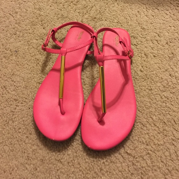 Hot pink sandal