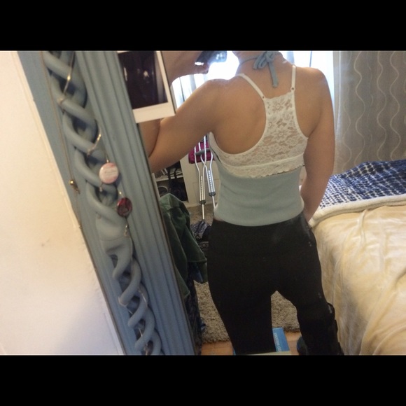 Knit Halter - Picture 2 of 3