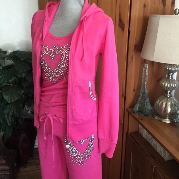 Twisted Heart ~ Track suit