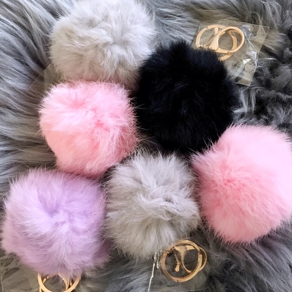Pink Furry Keychain - Picture 1 of 1