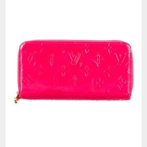 Louis Vuitton Vernis Zippy wallet