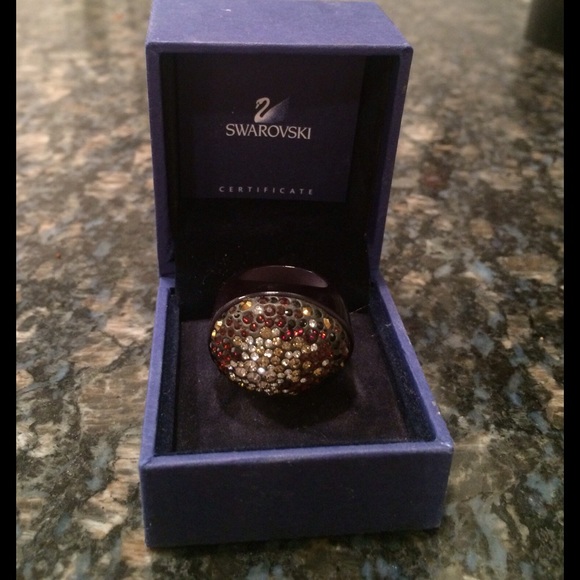 Swarovski oversized ring