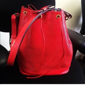 Authentic LV Noe Red Epi bag!