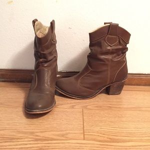 Short faux cowboy boots