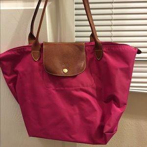 Long Champ. Pink. Large.