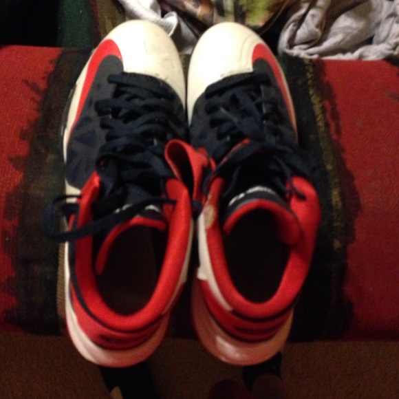 Nike Lebron soldiers