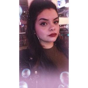 Meet your Posher, Justine