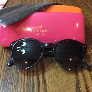 Kate spade sunglasses FINAL REDUCTION!!🕶😊