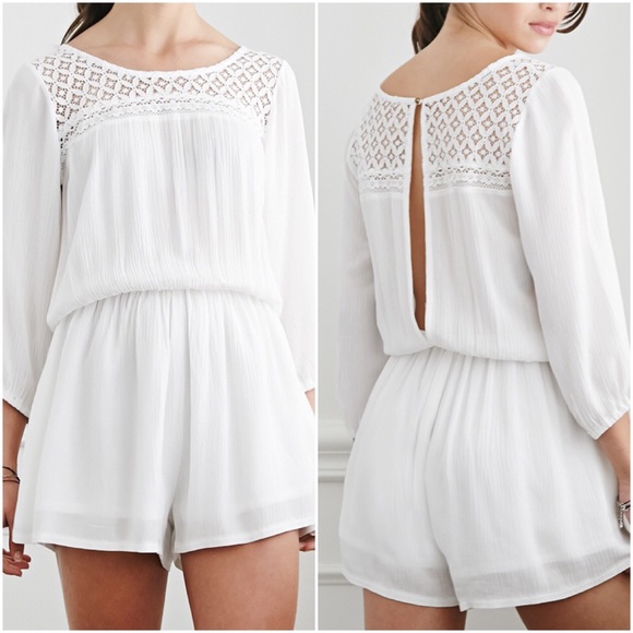 Pants - Cute NWOT Keyhole Cutout Back Lace Romper Playsuit