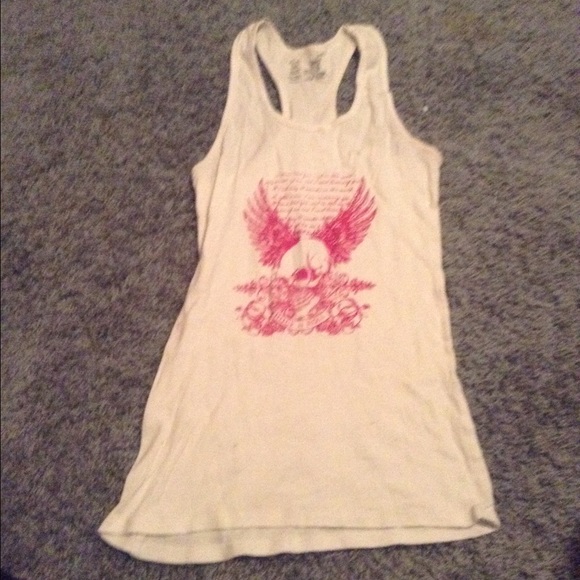 Needs to go - Picture 1 of 1