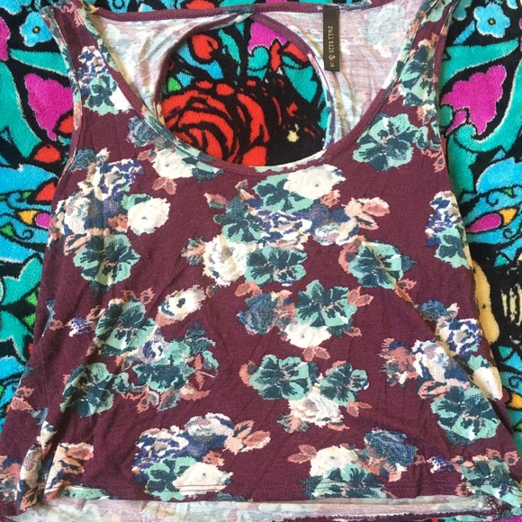 Full Tilt Floral Crop Top