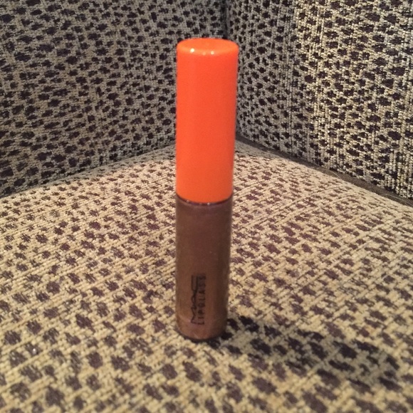 MAC gloss SUPREME a COLLECTABLE rarity HTF 💄
