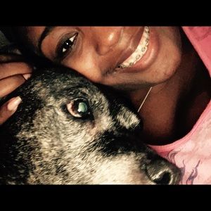 Meet your Posher, Candace