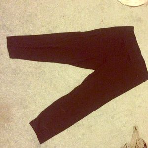 Black Victoria's Secret capri leggings