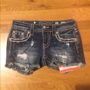 MissMe jean shorts size 25