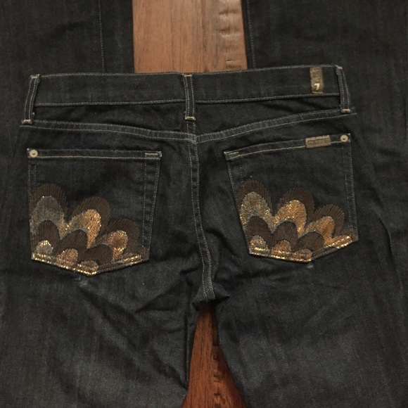 🔥7 For All Mankind bootcut jeans - size 27! - Picture 3 of 4