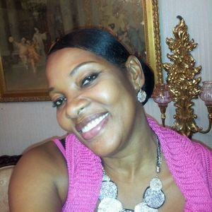 Meet your Posher, Cynthia