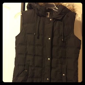 Gap vest