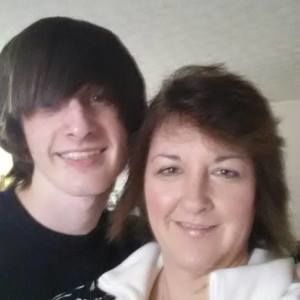 Meet your Posher, Deena