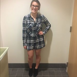 Long sleeve plaid Zara romper.