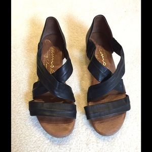 Gaimo Espadrilles Black Sandals