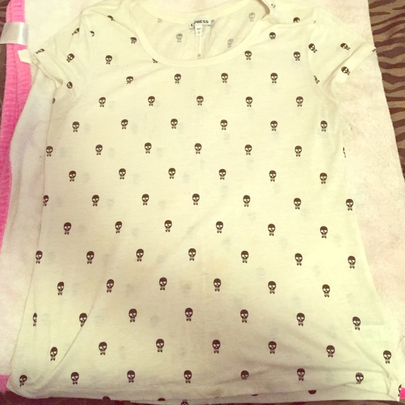 Skull Tee