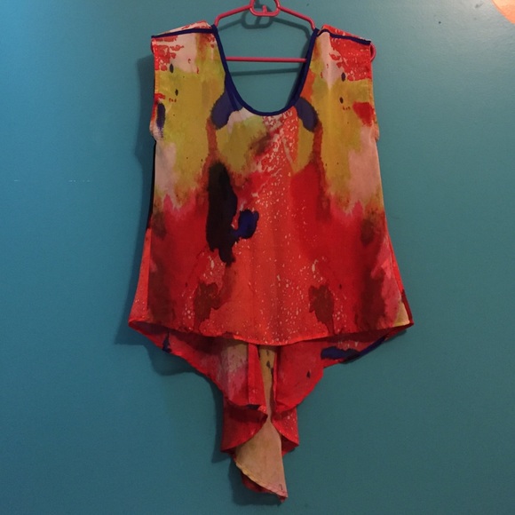 Beautiful blouse - Picture 1 of 2
