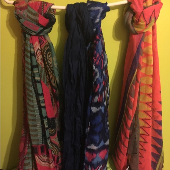 Scarfs