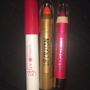 Lip crayon lot