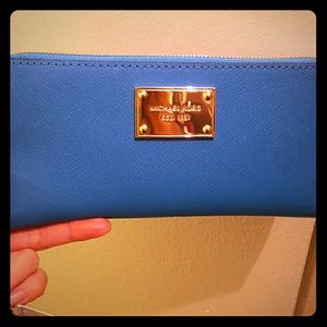 Micheal Kors wallet