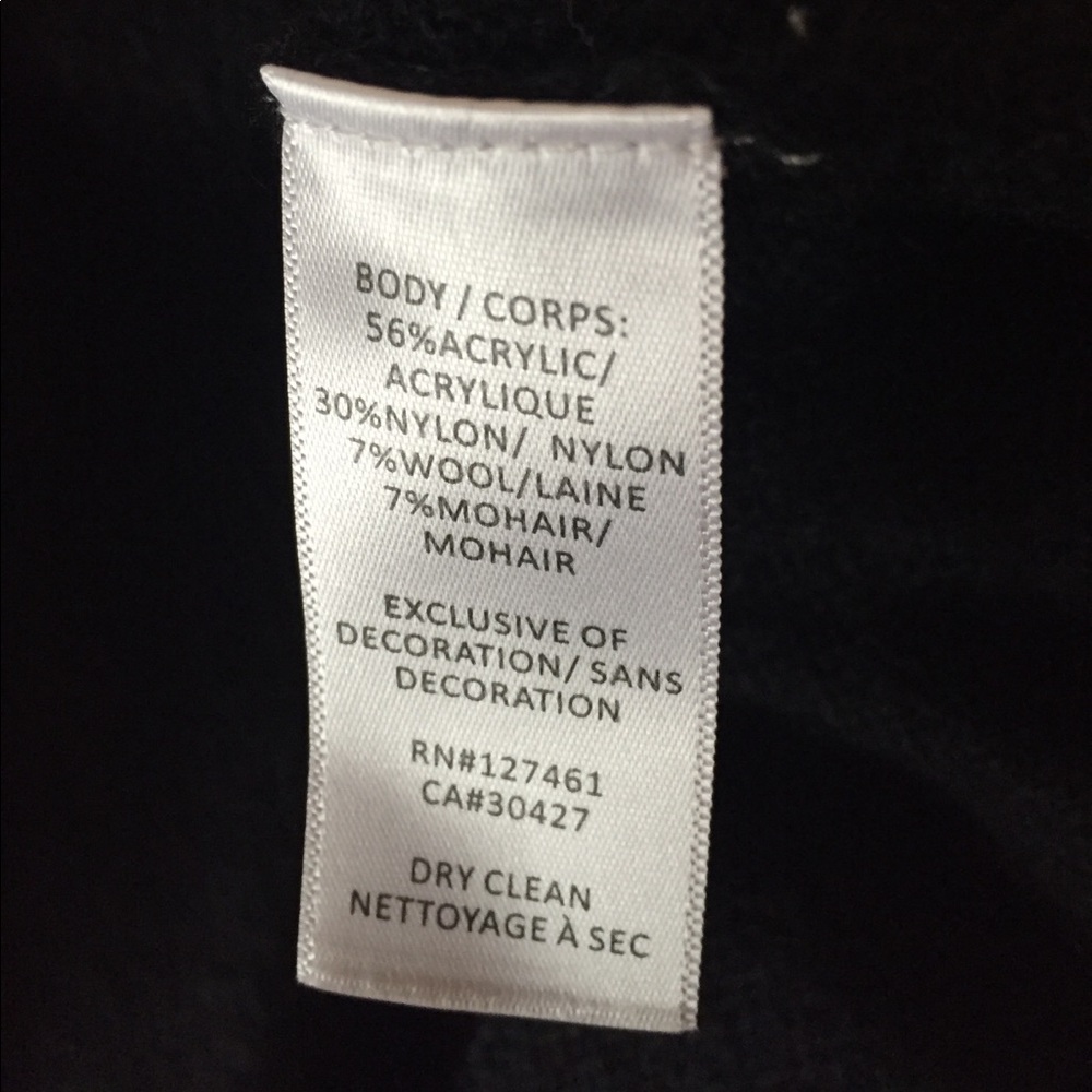 Wildfox Basic V-Neck Sweater Size M - image 3