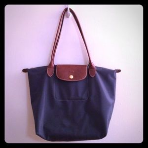 Authentic medium sized Longchamp Le Pliage!