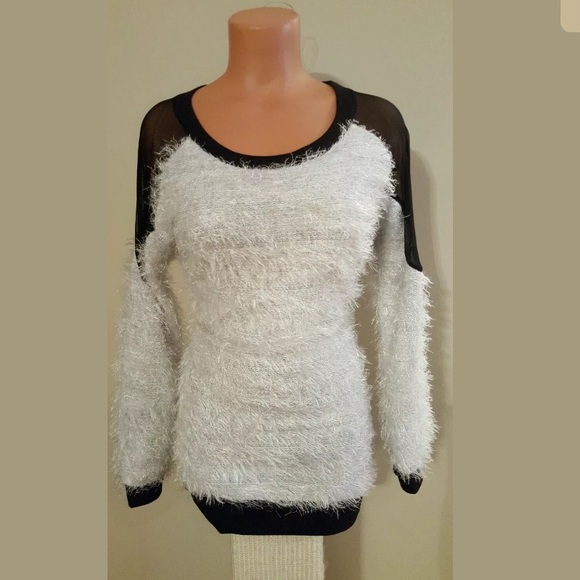 Mesh sweater