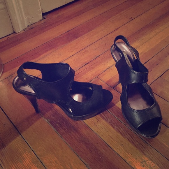 Vera Wang Heels