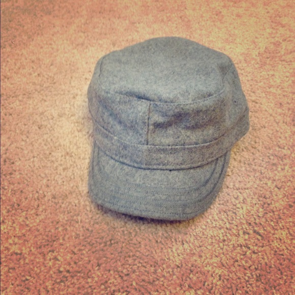Kenneth Cole NY cadet hat