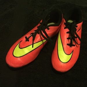 Nike Hyper-Venom cleats