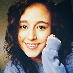 Meet your Posher, Haley