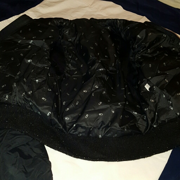 Jacket - Picture 3 of 3