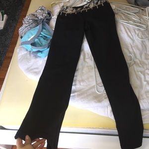 Lululemon groove yoga pants