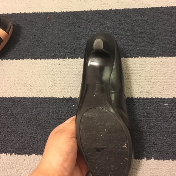 Shoes - Picture 3 of 4
