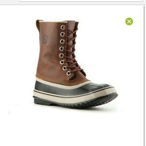 Sorel Boots - JUST LIKE BRAND NEW!!