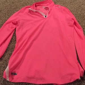 Saucony light weight run half-zip