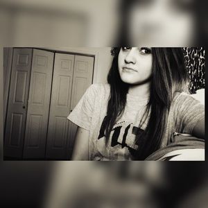 Meet your Posher, Adriana