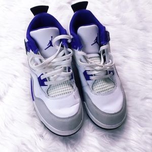 Jordan 4's