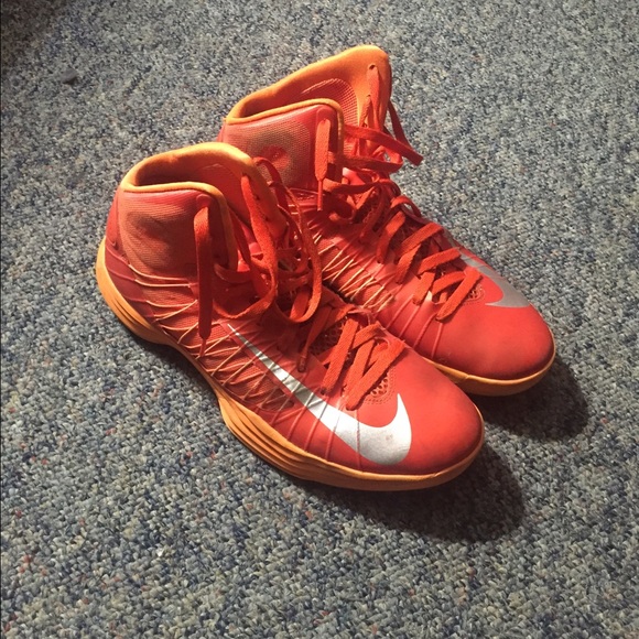 Shoes - Picture 1 of 1