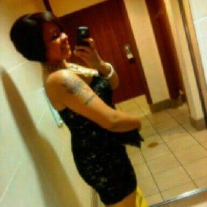 Meet your Posher, Danelle