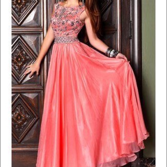 Prom dress never worn! - Picture 2 of 2