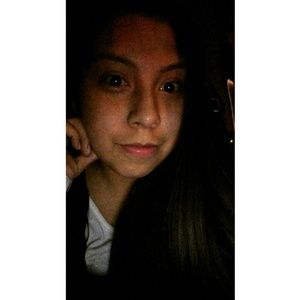 Meet your Posher, Mayra